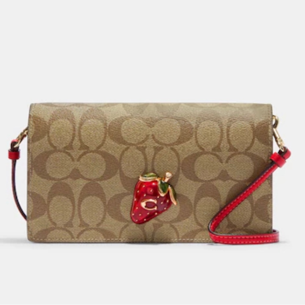 🌸NEW COACH 🍓 SIGNATURE COATED CANVAS AND SMOOTH LEATHER WITH TAGS.